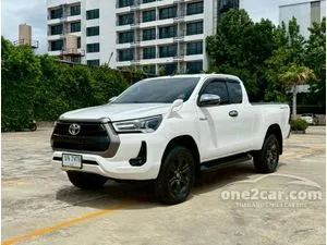 2021 Toyota HILUX REVO 2.4 Prerunner Mid Smart Cab Pickup