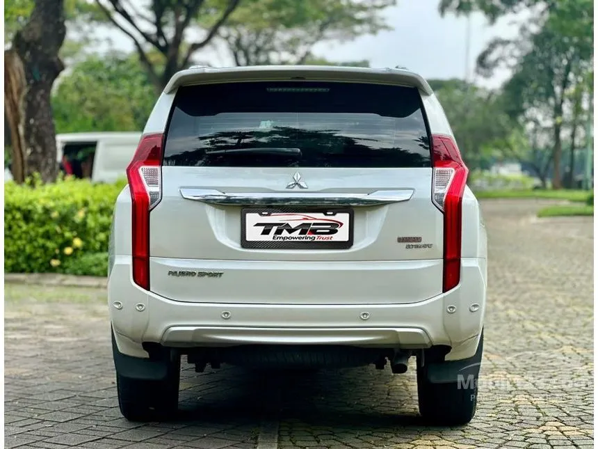 2018 Mitsubishi Pajero Sport Dakar 4X2 SUV