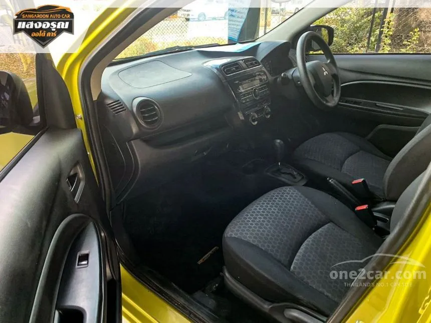 2013 Mitsubishi MIRAGE GLX Hatchback