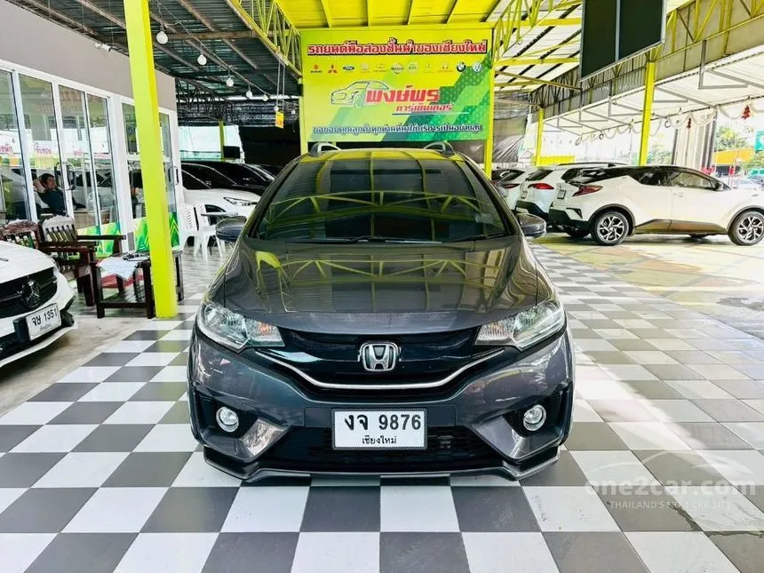 2016 Honda JAZZ V+ Hatchback