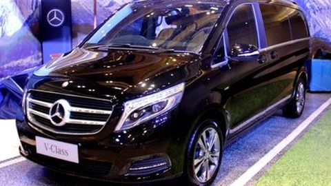 Mercedes-Benz V-Class Unjuk Gigi di IIMS 2016