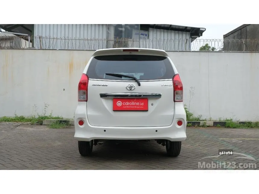 2013 Toyota Avanza Veloz MPV
