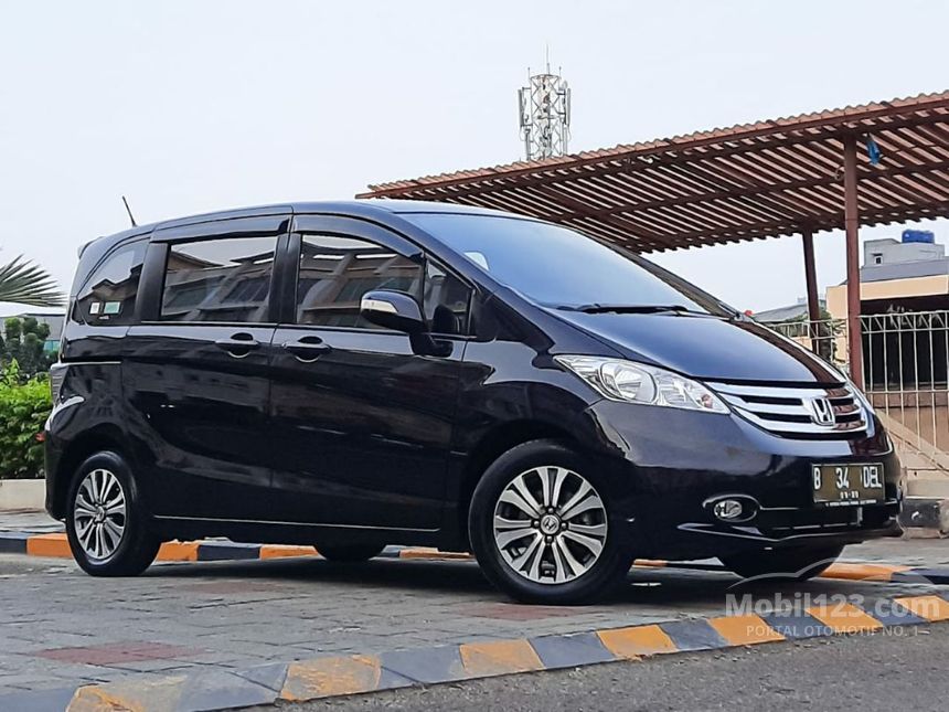 Honda freed 2015