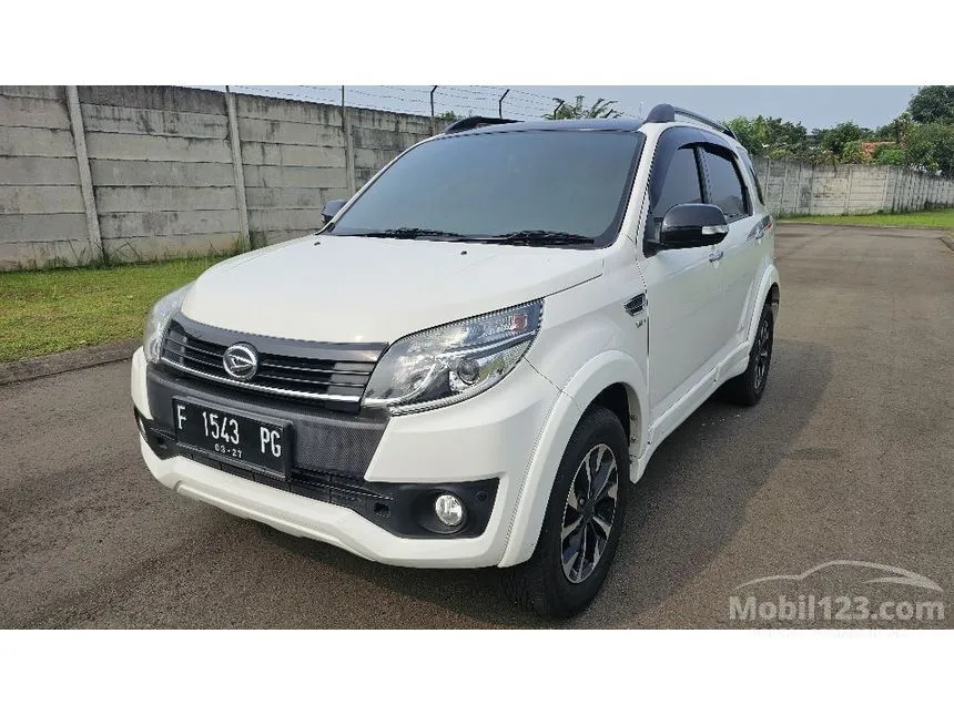 Jual Mobil Daihatsu Terios 2017 CUSTOM 1.5 di DKI Jakarta Automatic SUV Putih Rp 160.000.000