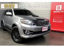 2015 Toyota Fortuner 3.0 (ปี 12-15) V SUV AT