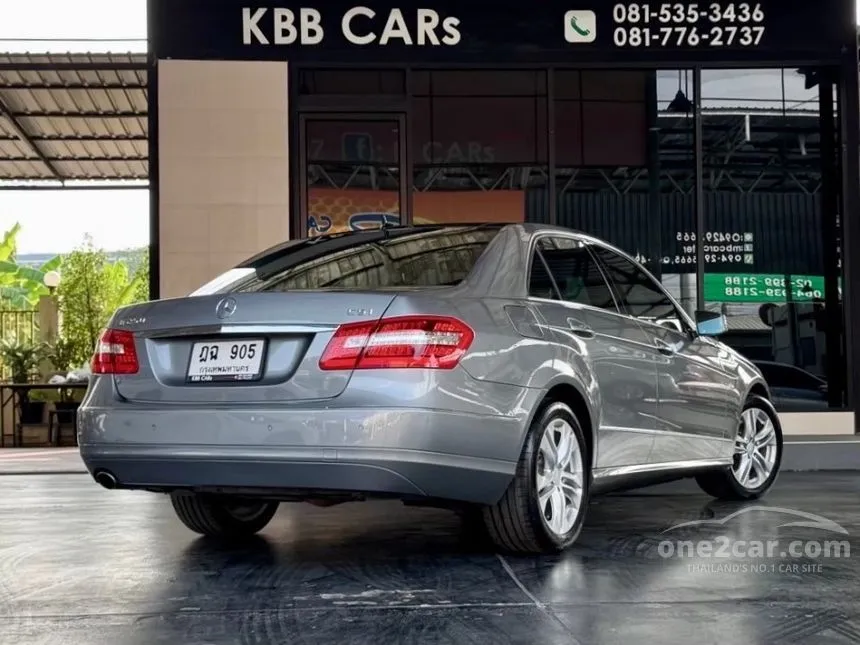 2010 Mercedes-Benz E250 Avantgarde CGI BlueEFFICIENCY Sedan