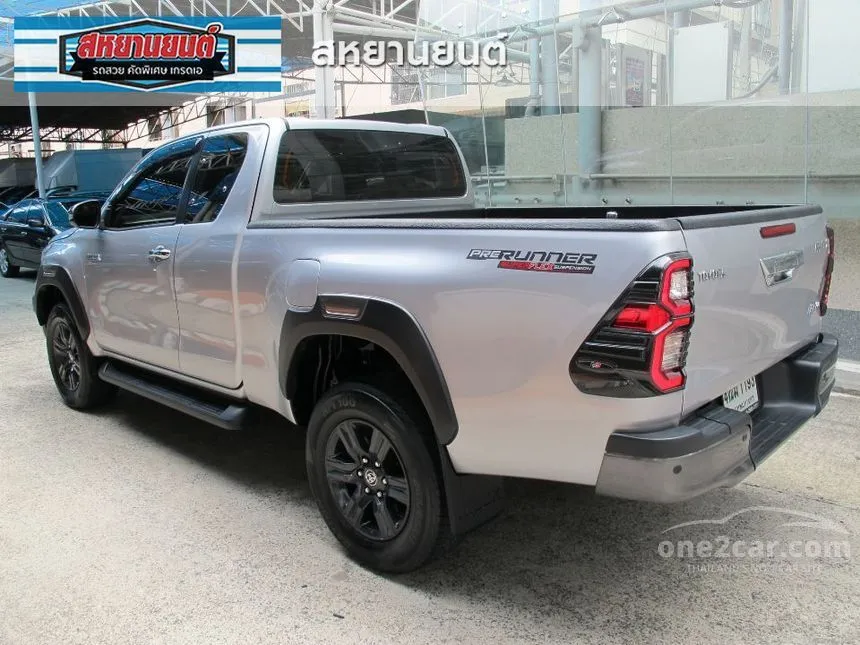 2025 Toyota HILUX REVO Prerunner Mid Smart Cab Pickup