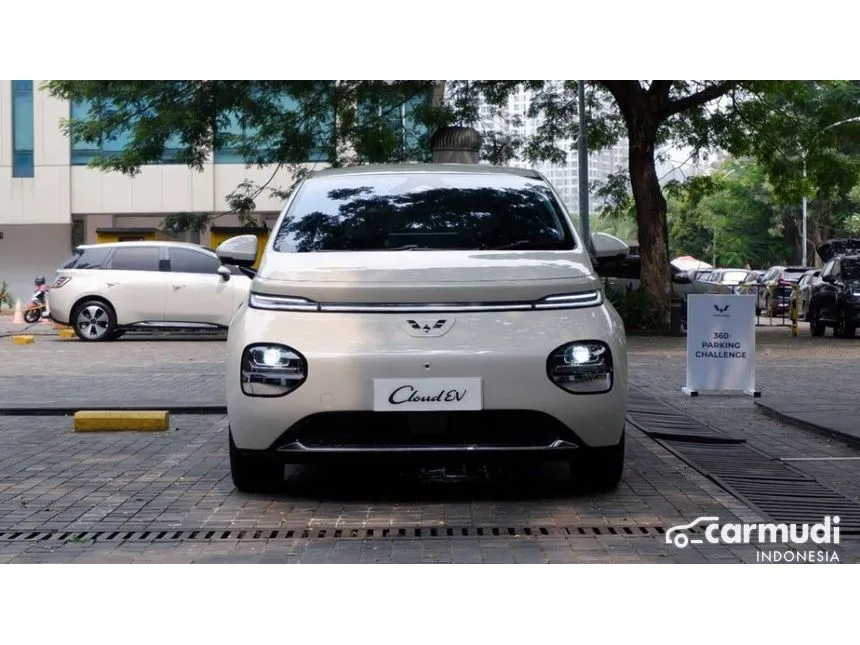 2024 Wuling Cloud EV EV Hatchback