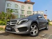 MERCEDES BENZ GLA200 SPORT AMG 2016 TITANIUM GREY ON BLACK
Km.29.000 Antik!! Stnk Bulan 07 ( NIK 2016 )
