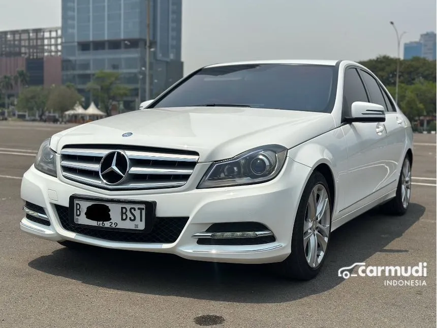 2014 Mercedes-Benz C200 CGI Sedan