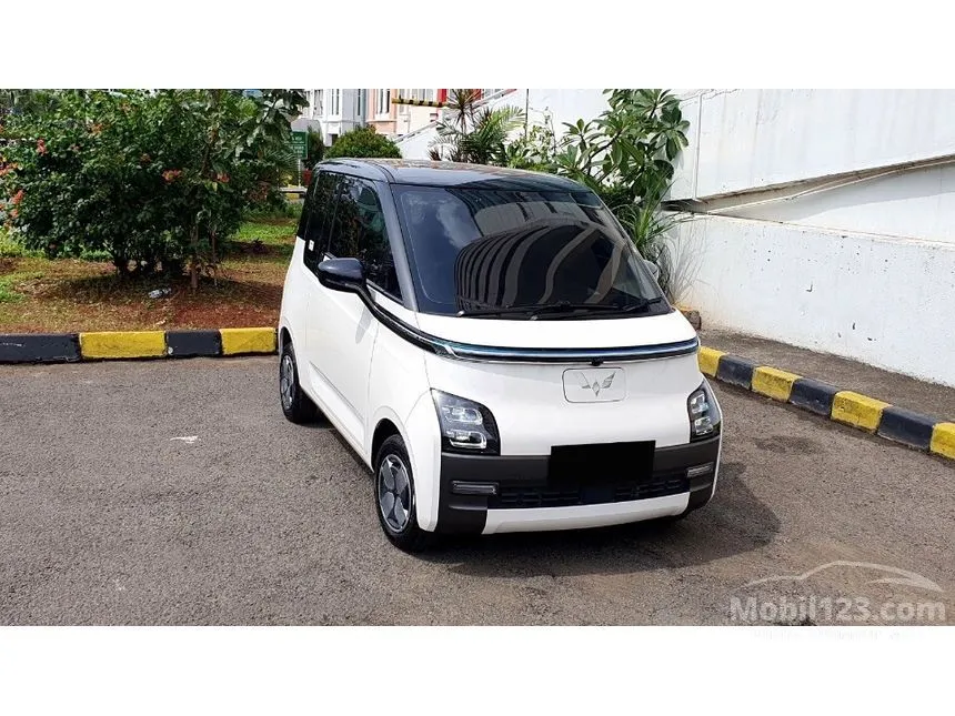 Jual Mobil Wuling EV 2023 Air ev Long Range di DKI Jakarta Automatic Hatchback Putih Rp 215.000.000