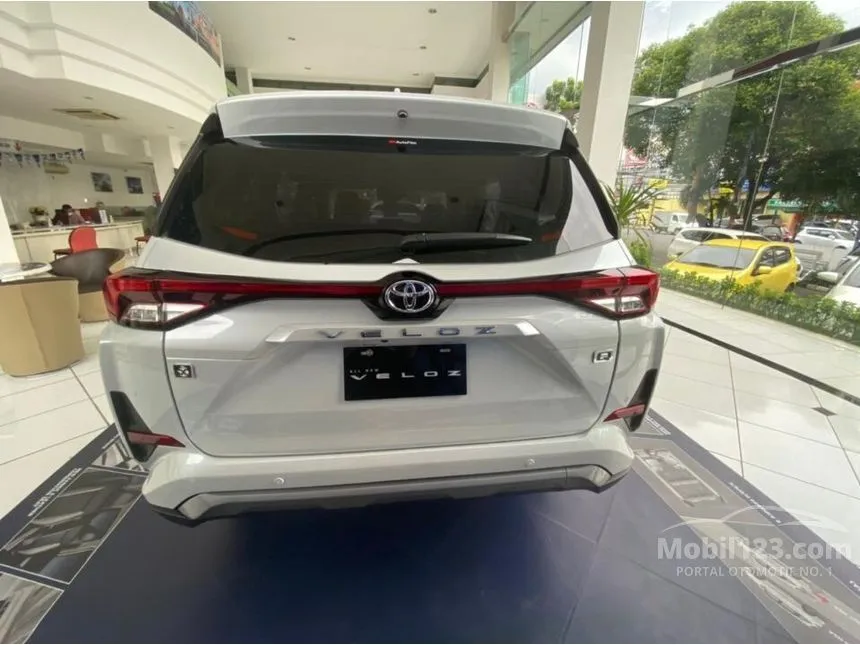 Jual Mobil Toyota Veloz 2024 Q 1.5 di Jawa Barat Automatic Wagon Putih Rp 286.000.000