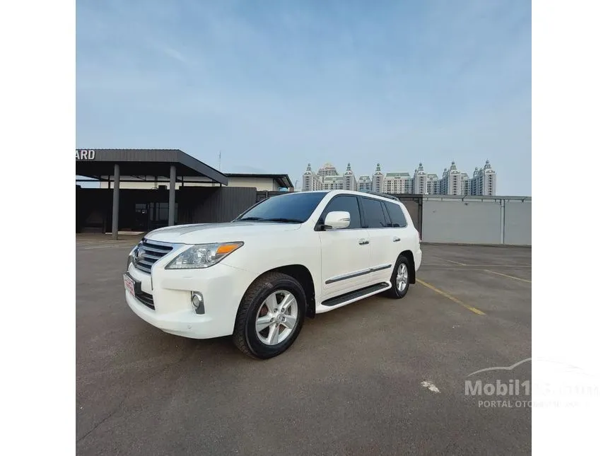 2013 Lexus LX 570 SUV