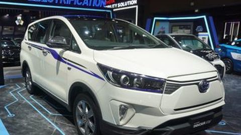 Toyota Patenkan Nama Innova Hycross! Sebutan untuk Varian Hybrid?