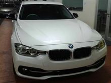 2016 BMW 320i 2.0 Sport Sedan