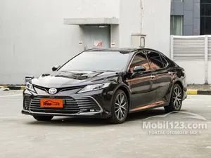 2022 Toyota Camry 2.5 V Sedan
