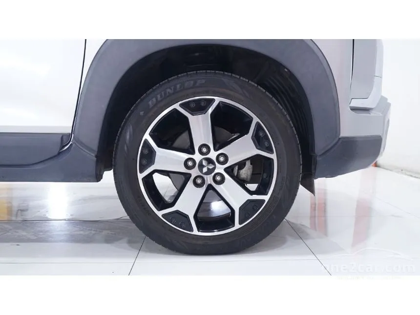 2022 Mitsubishi Xpander Cross Wagon