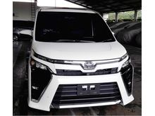 2018 Toyota Voxy 2.0 AT READY STOCK