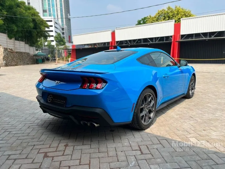 2024 Ford Mustang EcoBoost Fastback