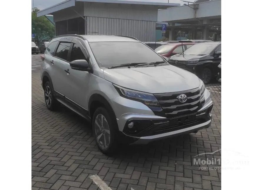 Jual Mobil Toyota Rush 2025 GR Sport 1.5 di Jawa Timur Automatic SUV Silver Rp 305.000.000