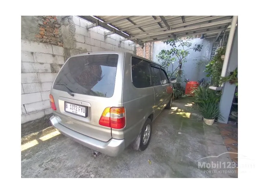 2003 Toyota Kijang Minibus GL Long (LGX) MPV