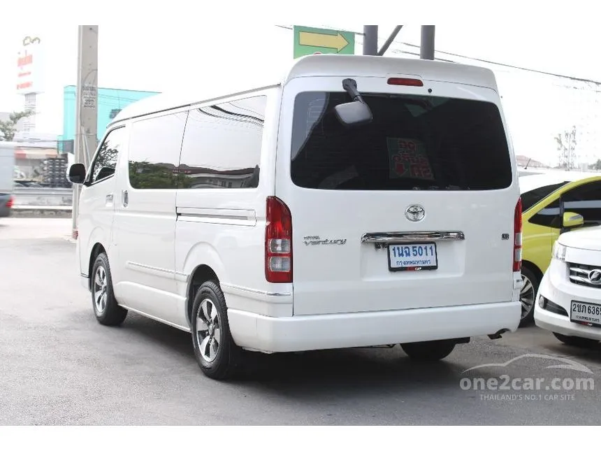2013 Toyota Ventury G Van