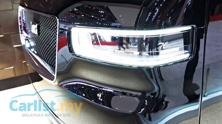 toyota hiace platinum lounge price