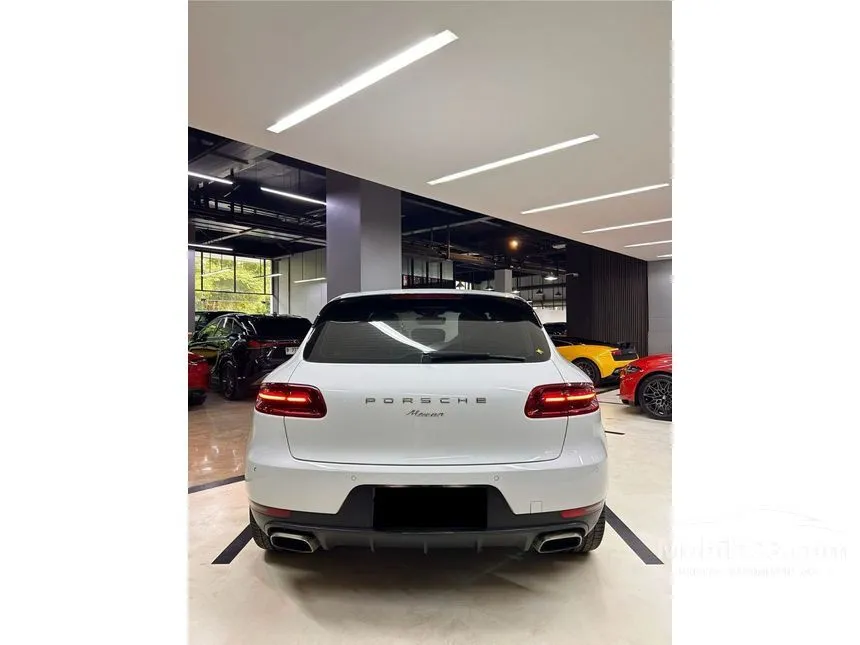 2018 Porsche Macan SUV