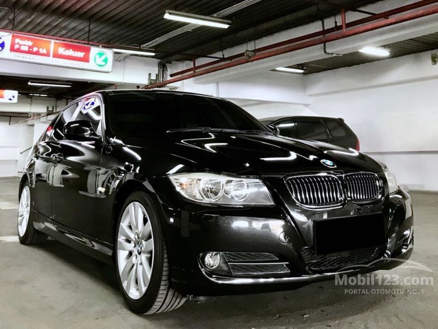 Jual Mobil BMW 320i  2010 E90 2 0 di DKI Jakarta Automatic 