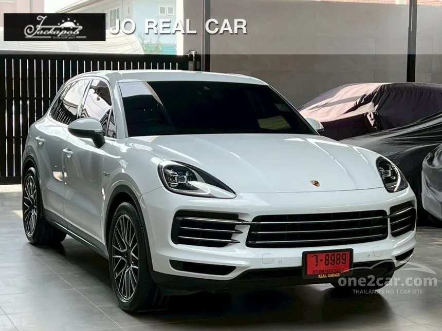 2019 Porsche CAYENNE E-Hybrid SUV